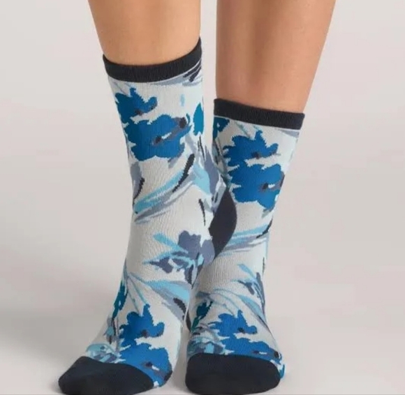 Ted Baker Women's Non Terry 3 Pack Pattern Crew Dress Socks - Picture 6 of 7